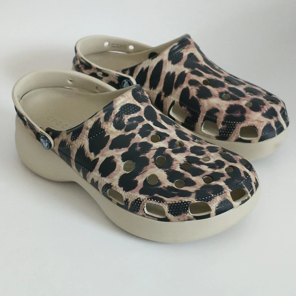 CROCS Platform Animal Print Comfort Clogs - Picture 6 of 12